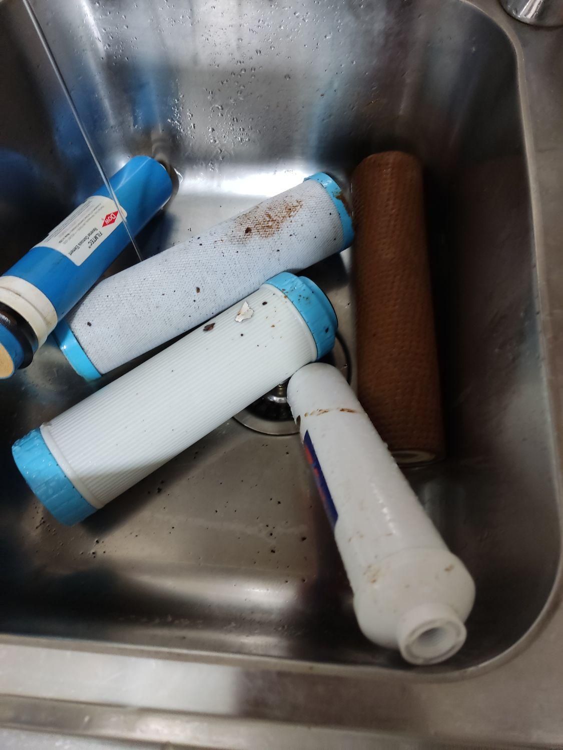 تعویض فیلتر تعمیرات تخصصی فروش نصب دستگاه تصفیه آب|خدمات پیشه و مهارت|بندرعباس, |دیوار