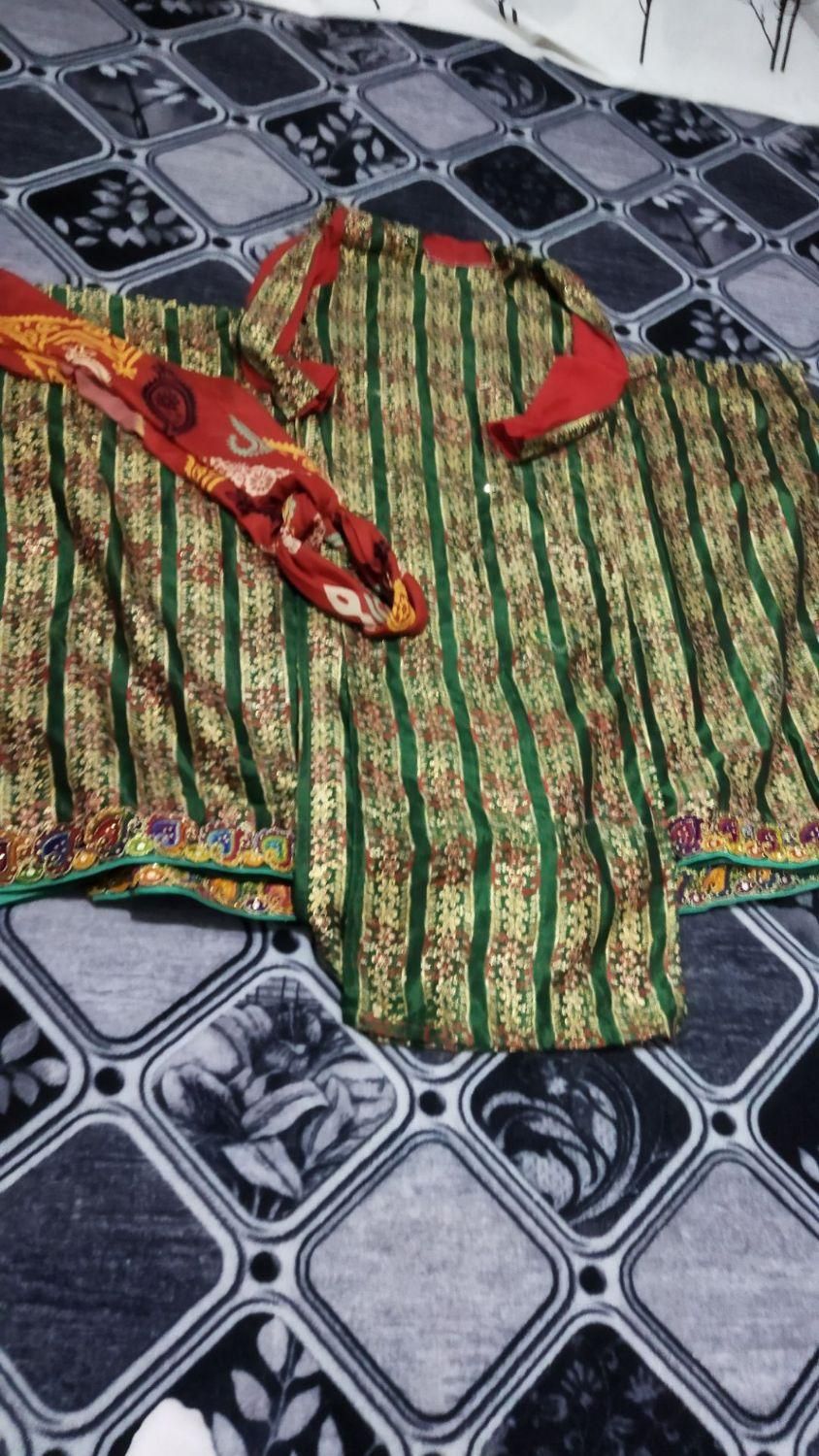 لباس محلی دخترانه وزنانه|لباس|شیراز, کرونی(خاتونک)|دیوار
