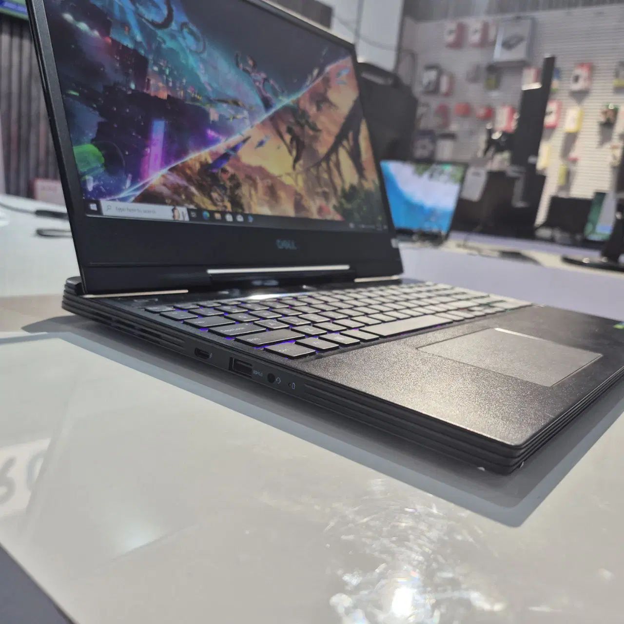 فروش ویژه انواع لپتاپ هایDell Lenovo Hp asus|رایانه همراه|تهران, صادقیه|دیوار