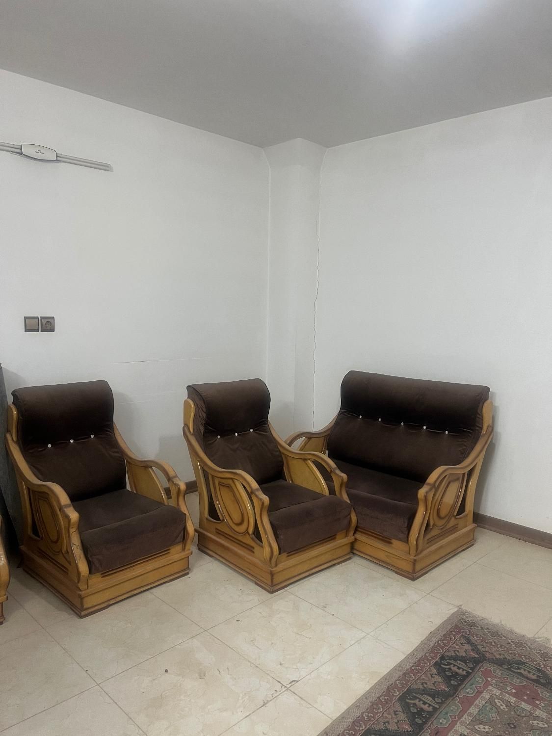 مبل راحتی|مبلمان خانگی و میز عسلی|اصفهان, شهرک ولیعصر|دیوار