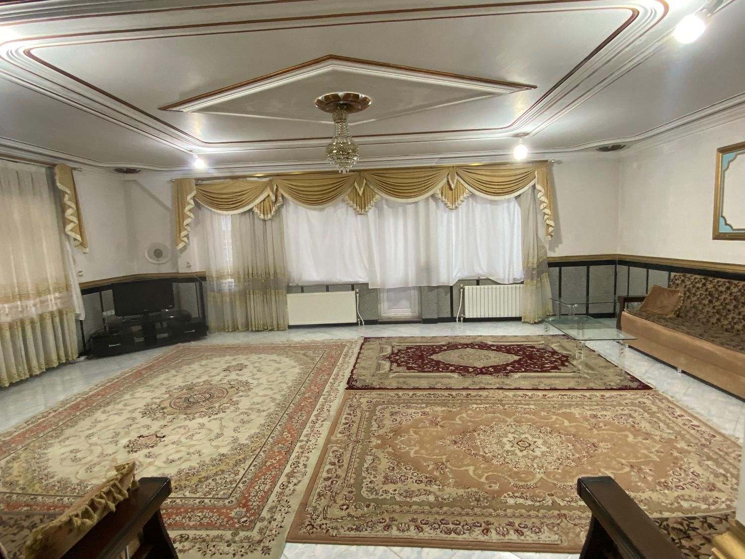 سویت ۲۰۰مترب دو‌خوابه لوکس|اجارهٔ کوتاه‌مدت آپارتمان و سوئیت|مهاباد (آذربایجان غربی), |دیوار