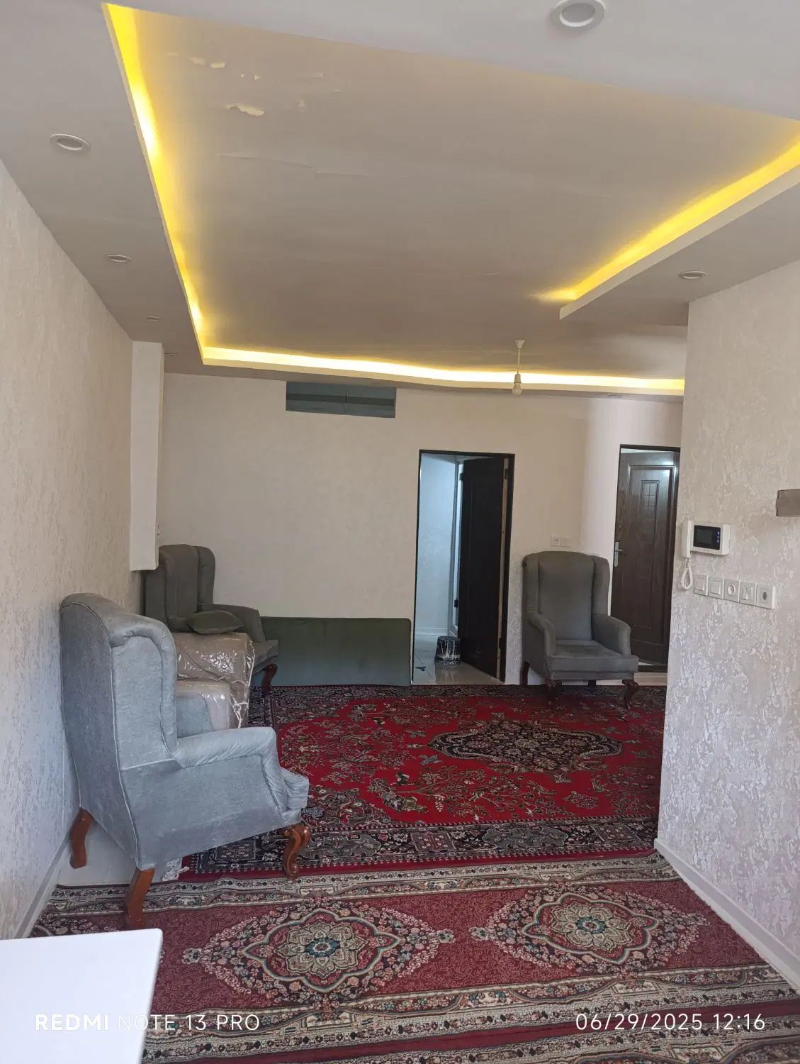 اجاره روزانه و هفتگی نزدیک مترو و BRT طبرسی|اجارهٔ کوتاه‌مدت آپارتمان و سوئیت|مشهد, طلاب|دیوار