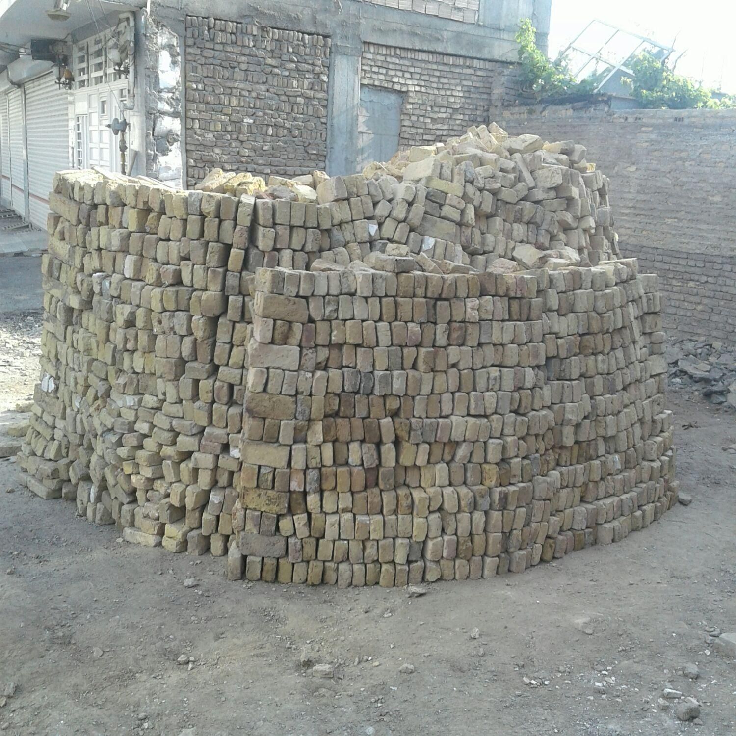 تخریب وبتن کنی موسوی|خدمات پیشه و مهارت|مرند, |دیوار