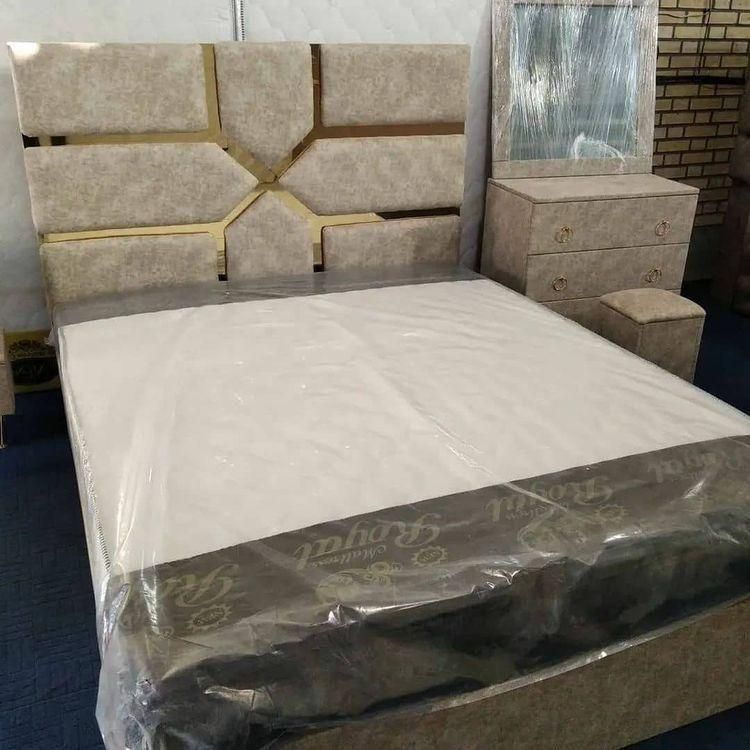 سرویس/تخت خواب کامل /تمام پارچه لمسه ای /راک*|تخت و سرویس خواب|ارومیه, |دیوار