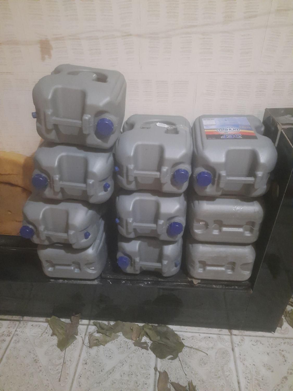 گالون ۲۰ لیتری|ظروف نگهدارنده، پلاستیکی، یک‌بارمصرف|مراغه, |دیوار