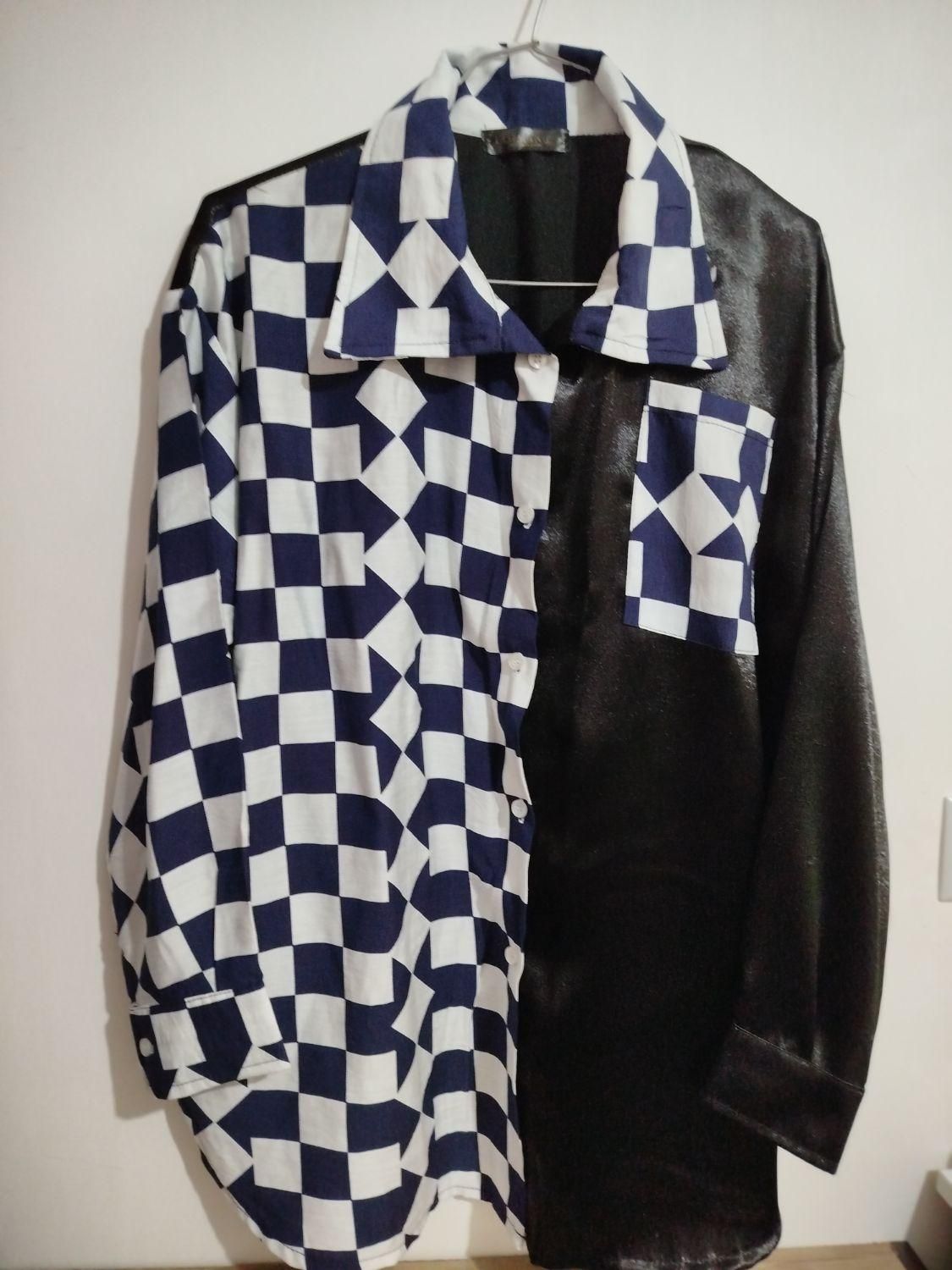 لباس|لباس|رشت, توشیبا|دیوار