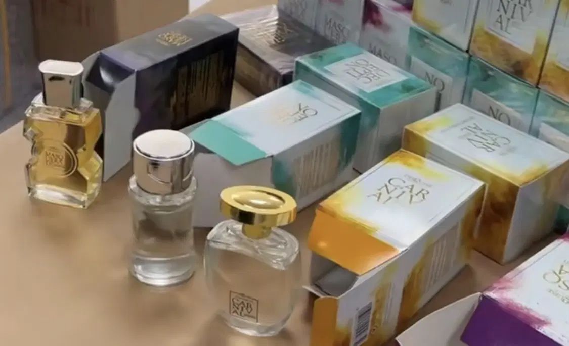 عطر - ادکلن کارنیوال ۱۰۰میل  اماراتی عمده|آرایشی، بهداشتی، درمانی|تهران, چیتگر شمالی|دیوار