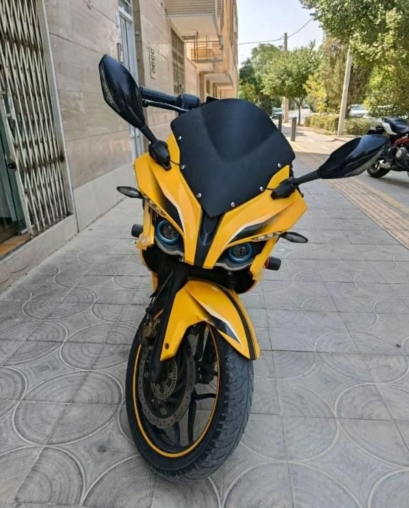 Rs200|موتورسیکلت|تهران, سید خندان (جلفا)|دیوار