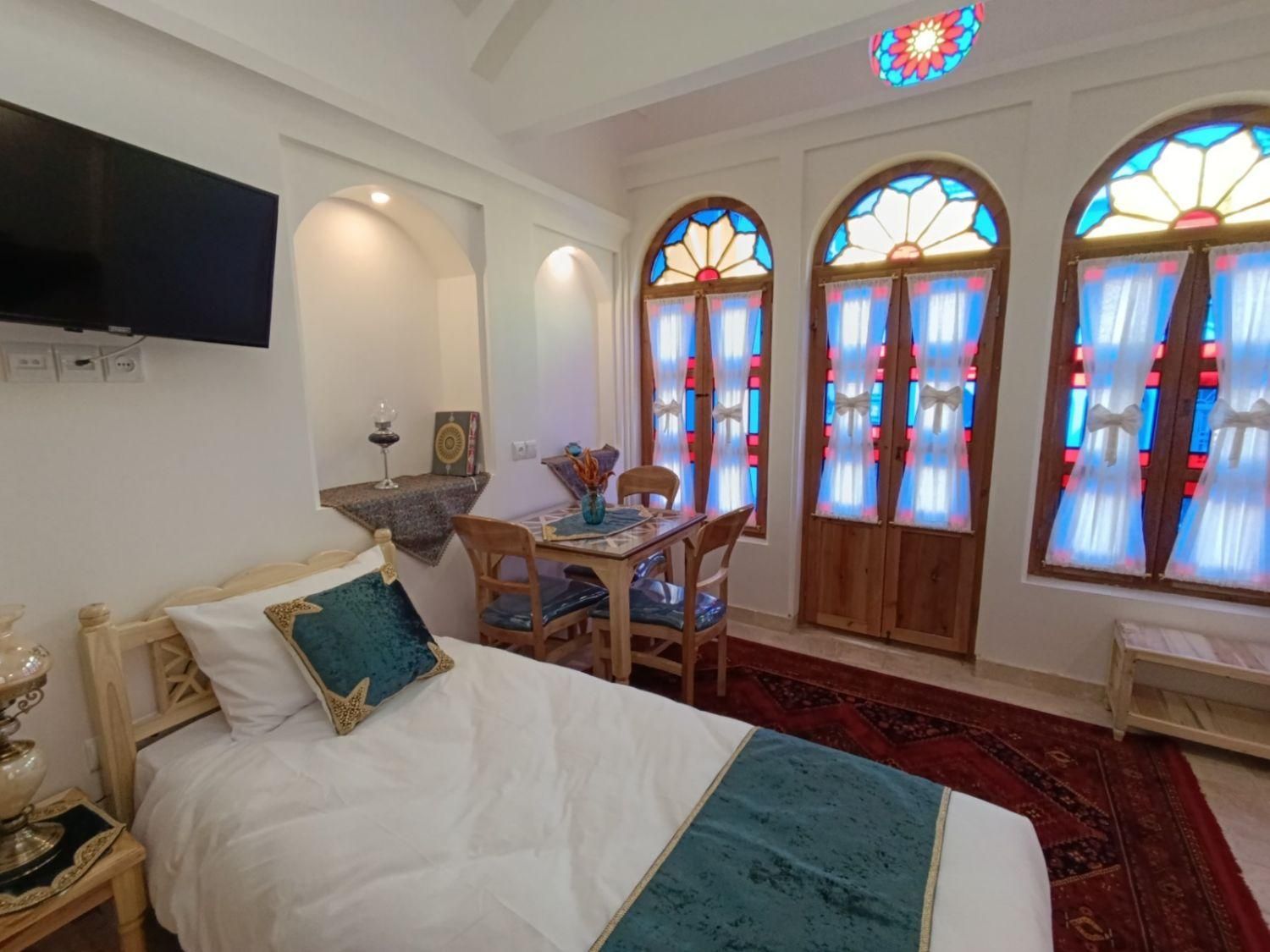 سوییت لوکس در هتل سنتی شهر کاشان+ صبحانه رایگان|اجارهٔ کوتاه‌مدت آپارتمان و سوئیت|تهران, جمهوری|دیوار