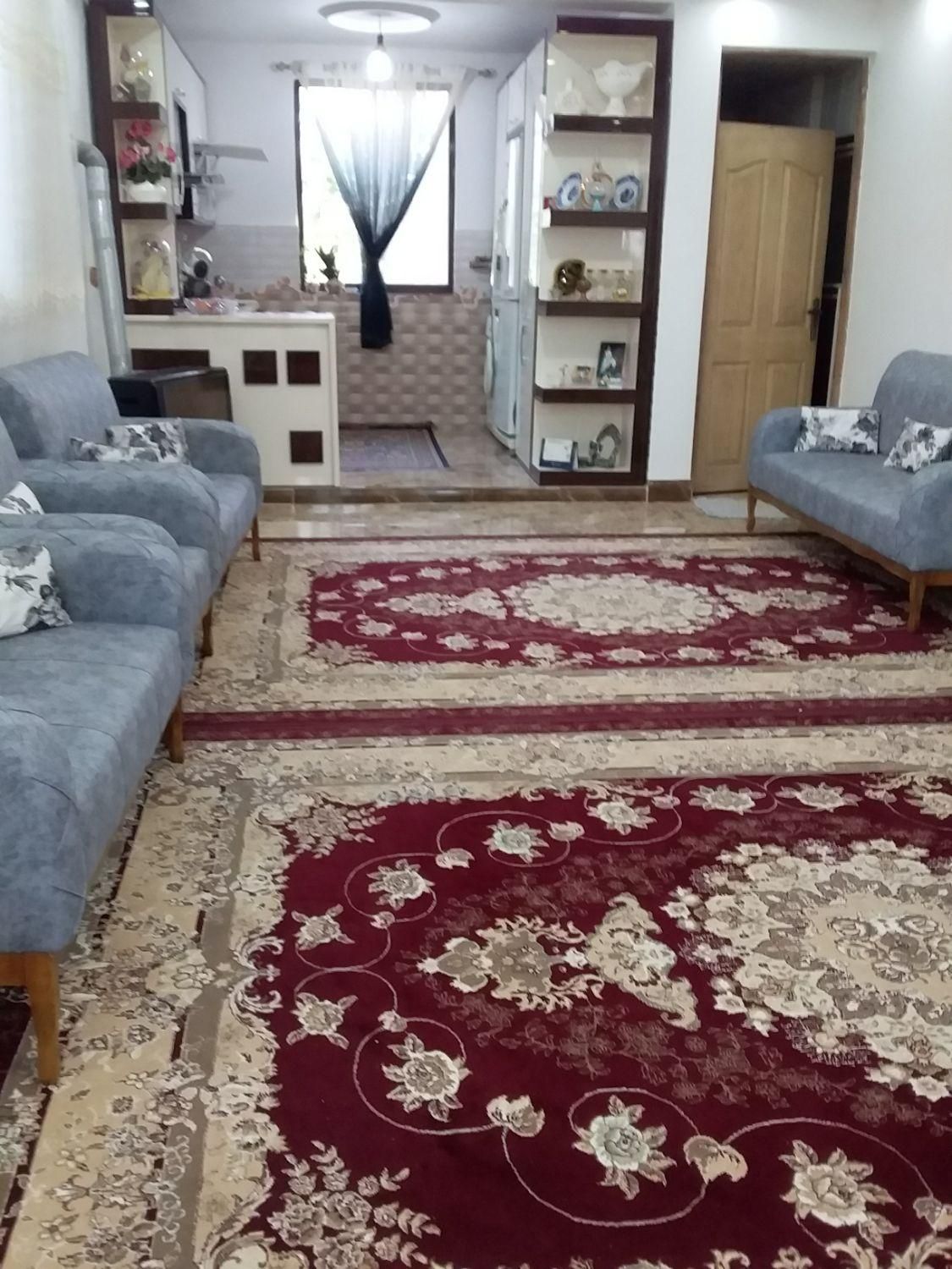 ویلا شیک و منظم و مرتب، تراس دار(در بست)|اجارهٔ کوتاهمدت ویلا و باغ|کوچصفهان, |دیوار