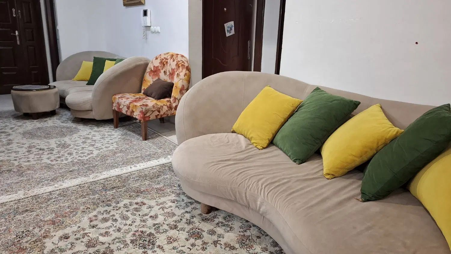 مبل راحتی طرح ترک ۸ نفره سالم بدون هیچ مشکل|مبلمان خانگی و میز عسلی|مشهد, ارشاد|دیوار