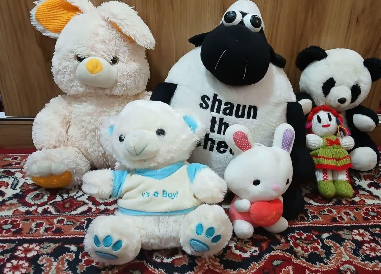 عروسک|اسباب‌بازی بچه|ماسال, |دیوار