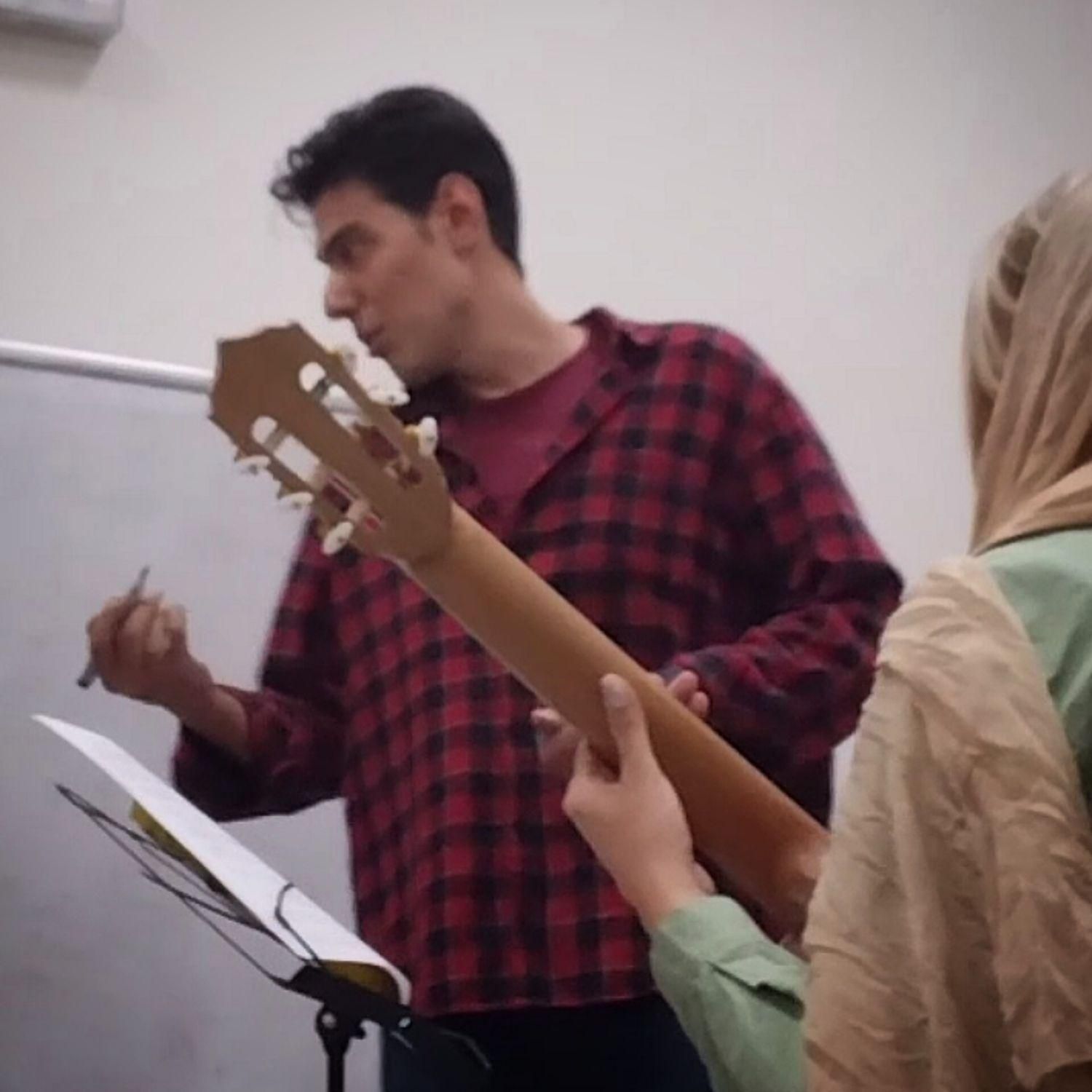 آموزش گیتار فلامنکو و پاپ|خدمات آموزشی|شاهینشهر, طالقانی|دیوار