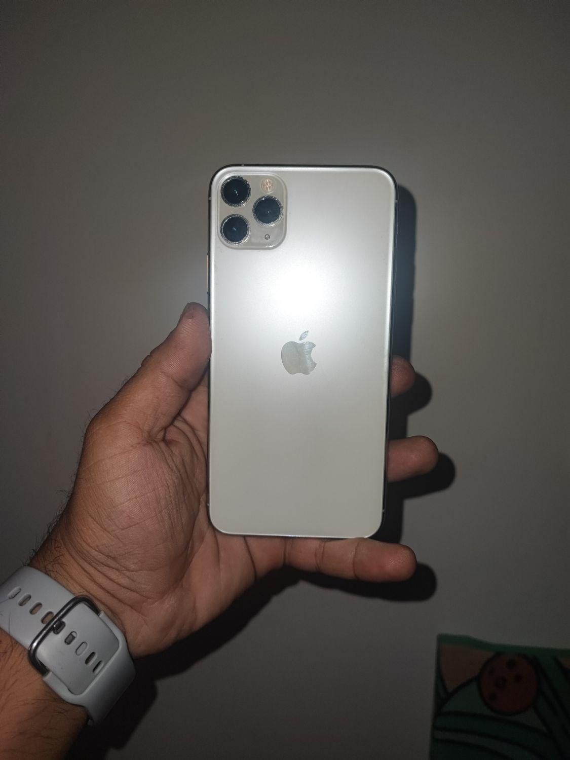 iphone 11 pro max ۵۱۲|موبایل|قشم, |دیوار