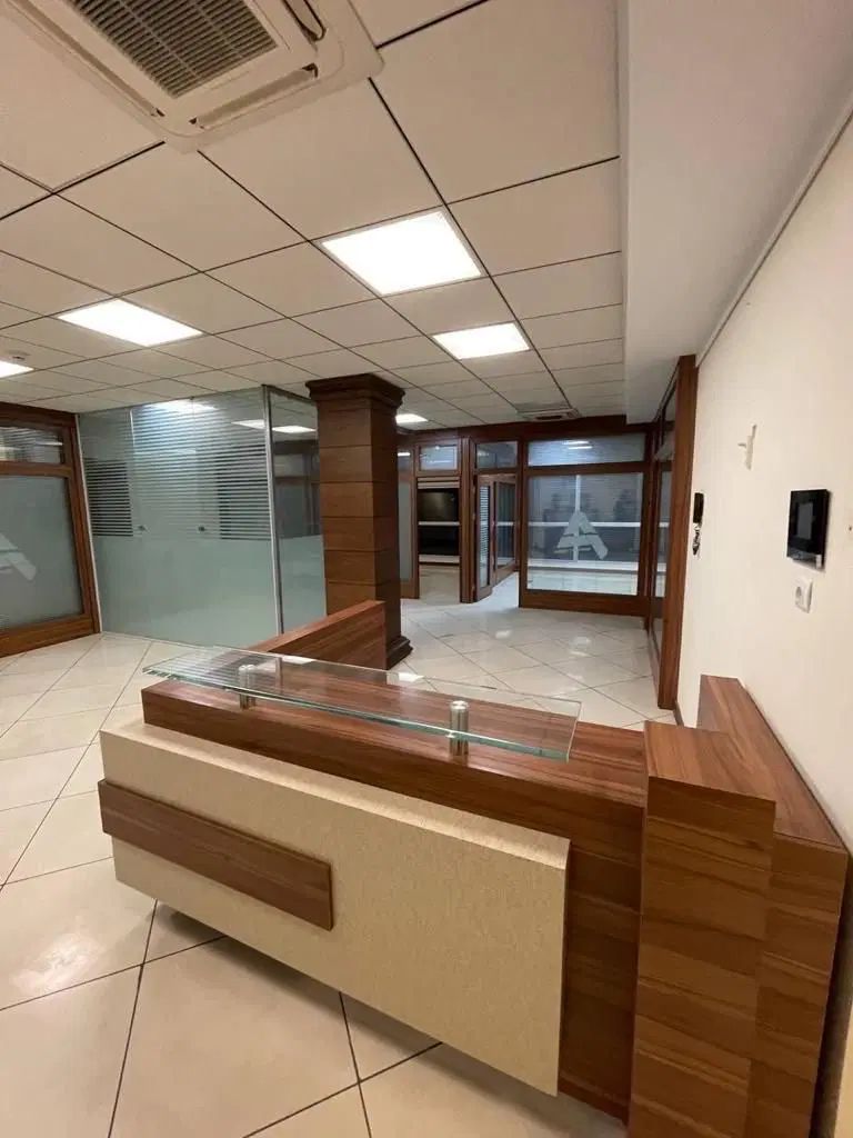 ۲۰۰متر اداری نیاوران مژده مناسب همه مشاغل|اجارهٔ دفتر کار، اتاق اداری، مطب|تهران, دزاشیب|دیوار