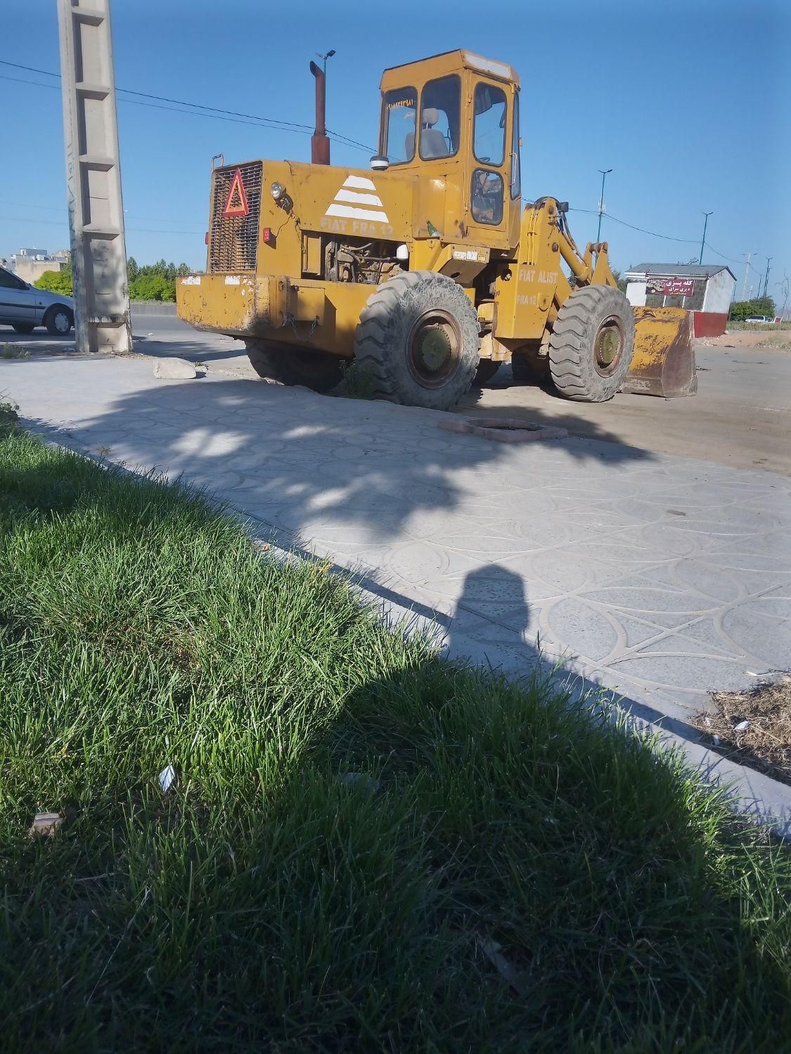 لودر اجاره ای|خدمات حمل و نقل|اسلامآباد غرب, |دیوار