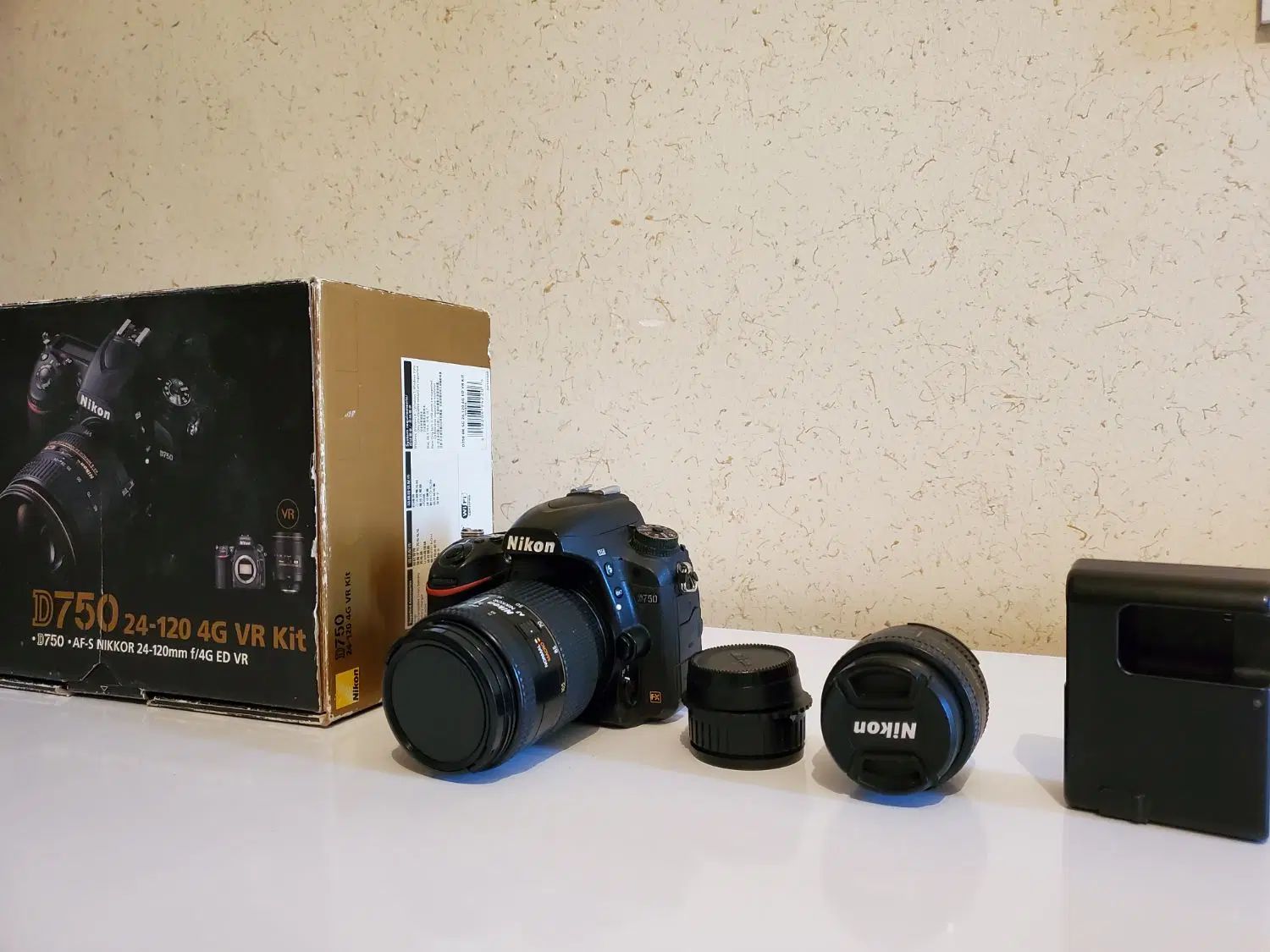 Nikon d750 به همراه چند لنز و متعلقات|دوربین عکاسی و فیلم‌برداری|تهران, درکه|دیوار