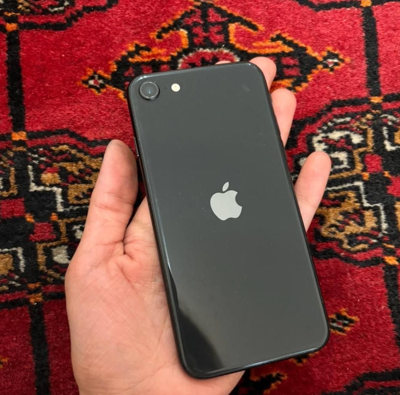 Iphone SE2020|موبایل|تهران, حکمت|دیوار