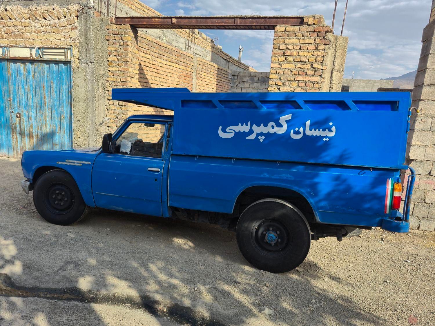 وانت نیسان، مدل ۱۳۸۴|خودرو سواری و وانت|قروه, |دیوار