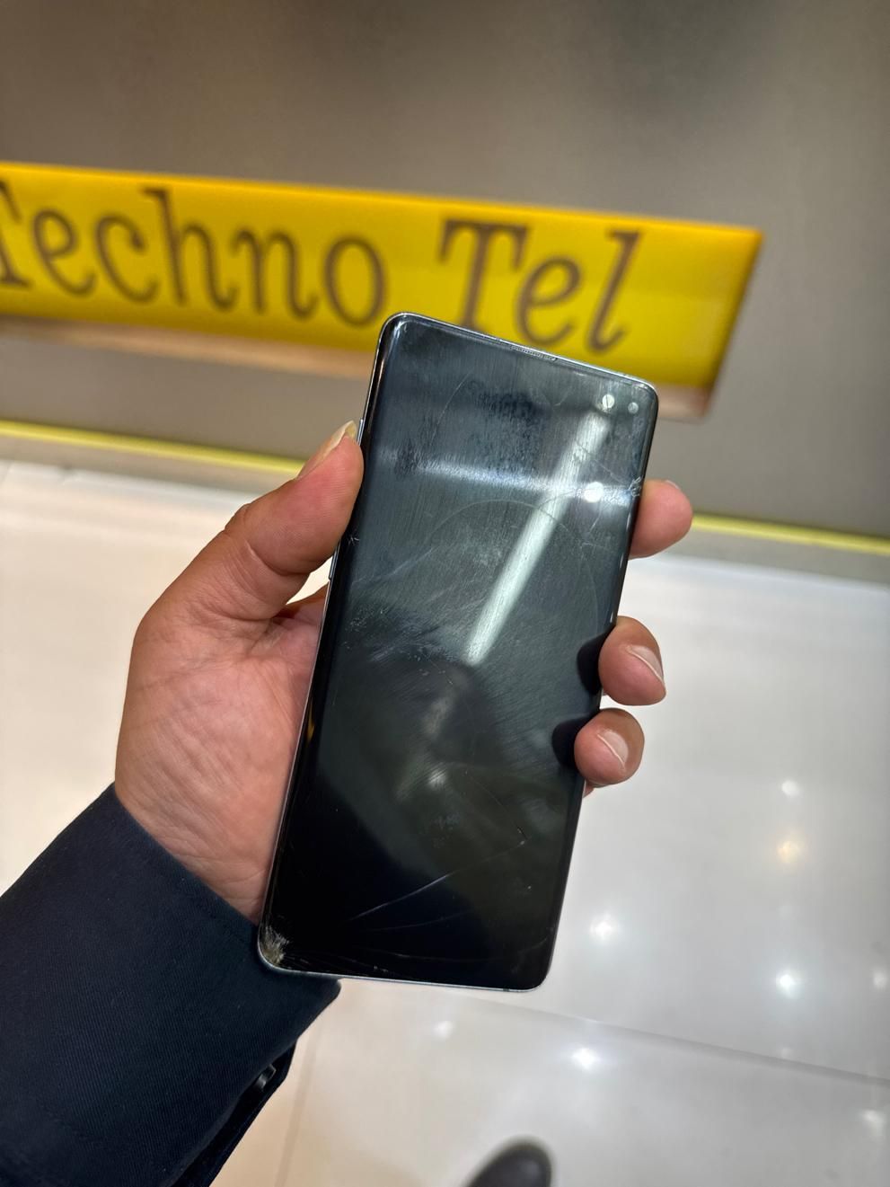 سامسونگ Galaxy S10+ با حافظهٔ ۱۲۸ گیگابایت|موبایل|تهران, منیریه|دیوار