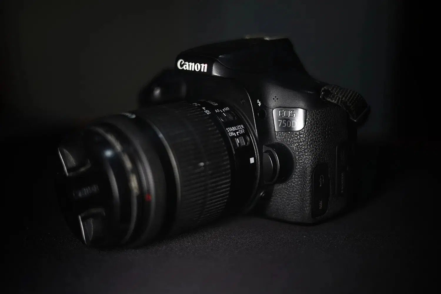 دوربین Canon 750D + لنز 55-18 و لنز 50 f1.8|دوربین عکاسی و فیلم‌برداری|تهران, جنت‌آباد جنوبی|دیوار