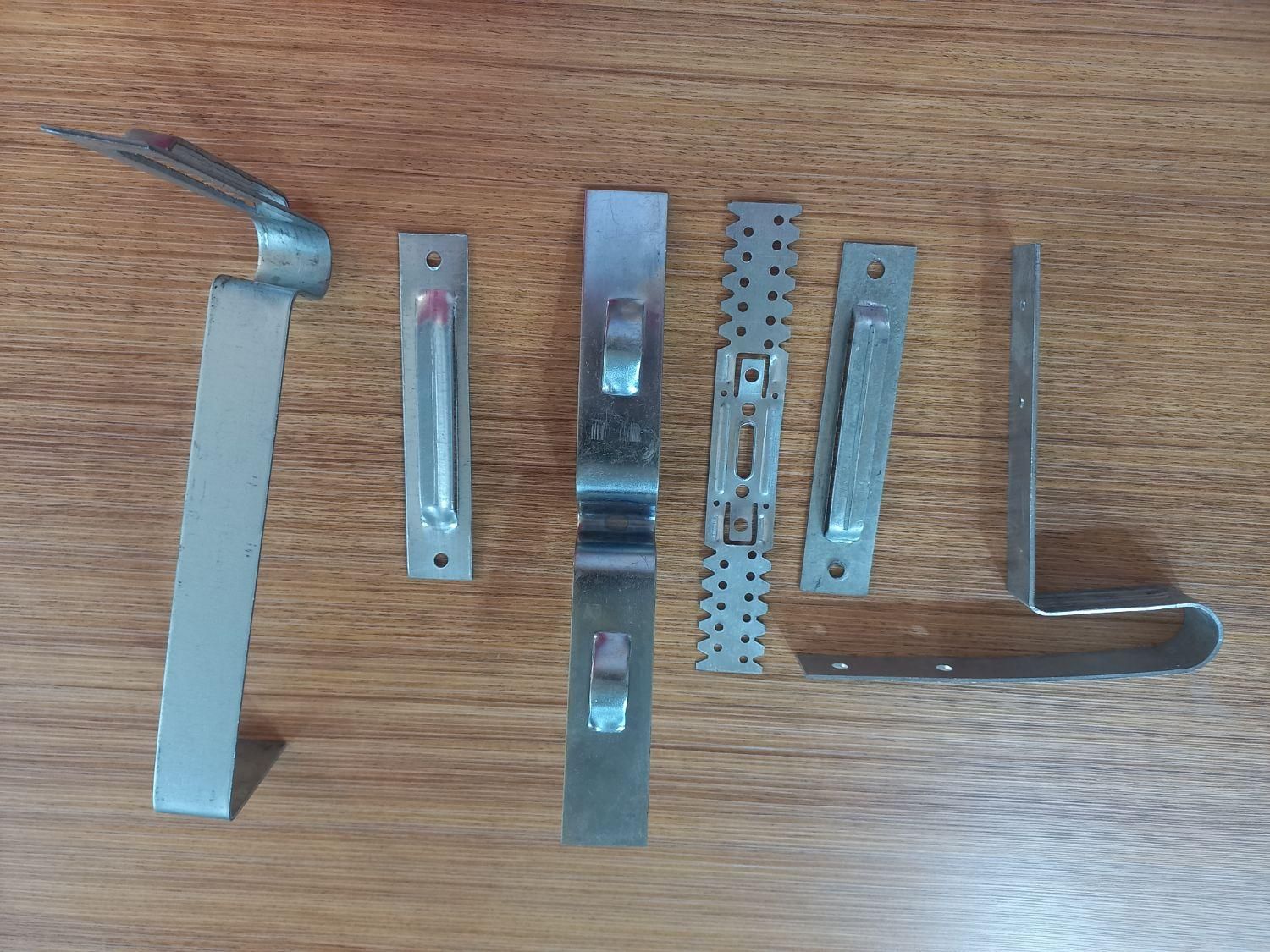 میلگرد بسترجایگزین نبشی/ناودانی منقطع/گیره و قلاب|عمدهفروشی|زرند, |دیوار