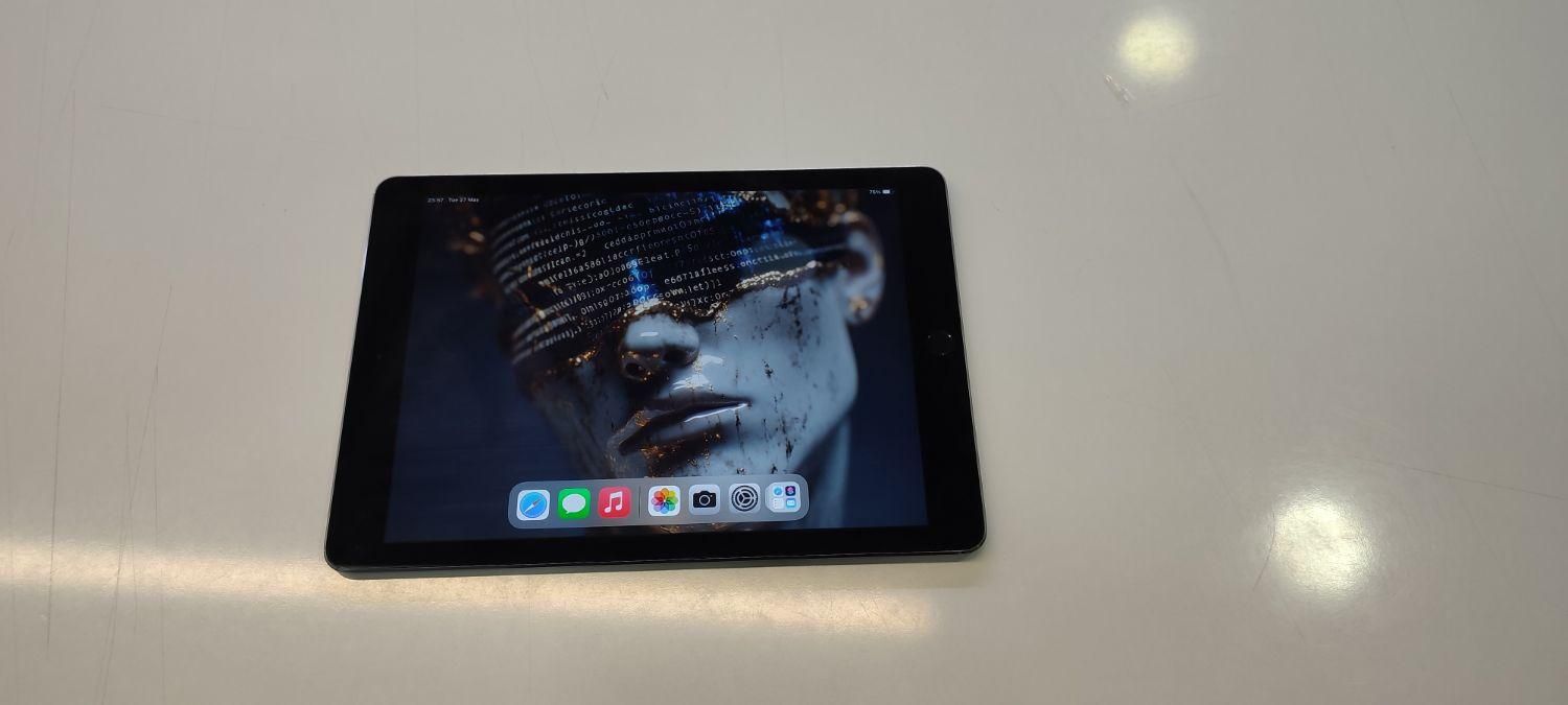 بهمراه کیبورد ارجینال  گرید++apple ipad ram4GB|تبلت|کرج, بهار|دیوار