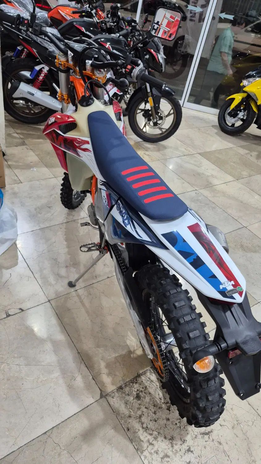 اندرو ktm sixdays 250 پلاک ملی ۲۰۲۳|موتورسیکلت|تهران, زرکش|دیوار