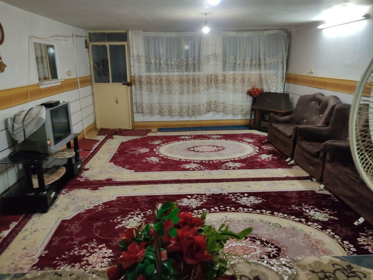اجاره روزانه/هفتگی/ماهانه آپارتمان ۹۰ متری|اجارهٔ کوتاه‌مدت آپارتمان و سوئیت|خمین, |دیوار