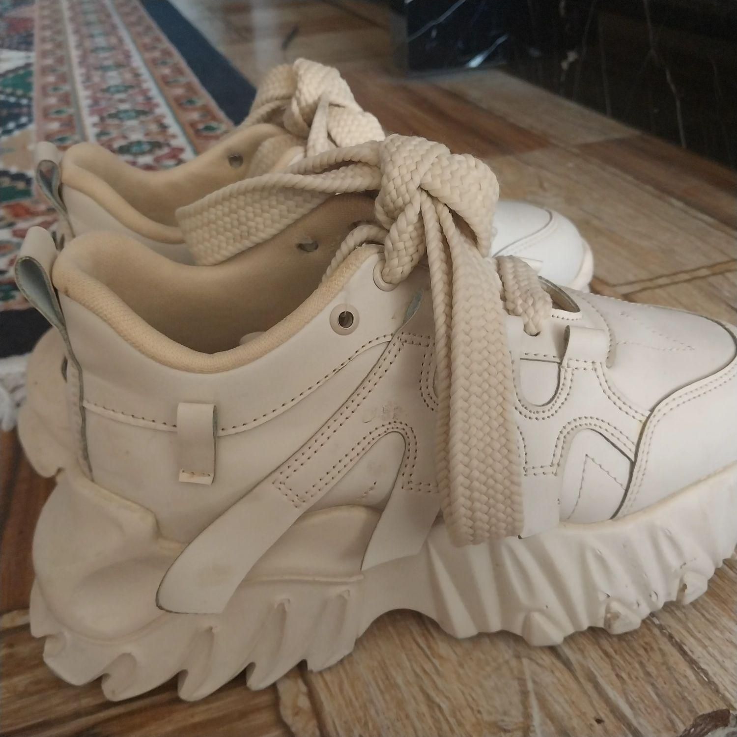 کفش اسپرت زنانه|کیف، کفش، کمربند|کرمان, |دیوار