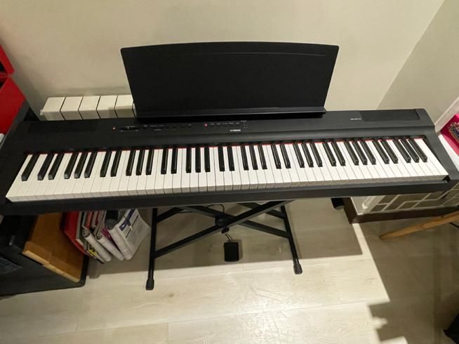 Piano p125 yamaha یاماها‌|پیانو، کیبورد، آکاردئون|تهران, ستارخان|دیوار