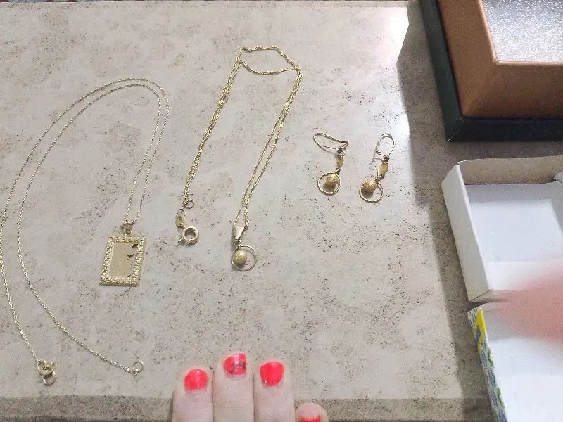 طلای دست دوم ۱۰گرم پنجاه هزار بالا تابلو|جواهرات|کرمان, |دیوار