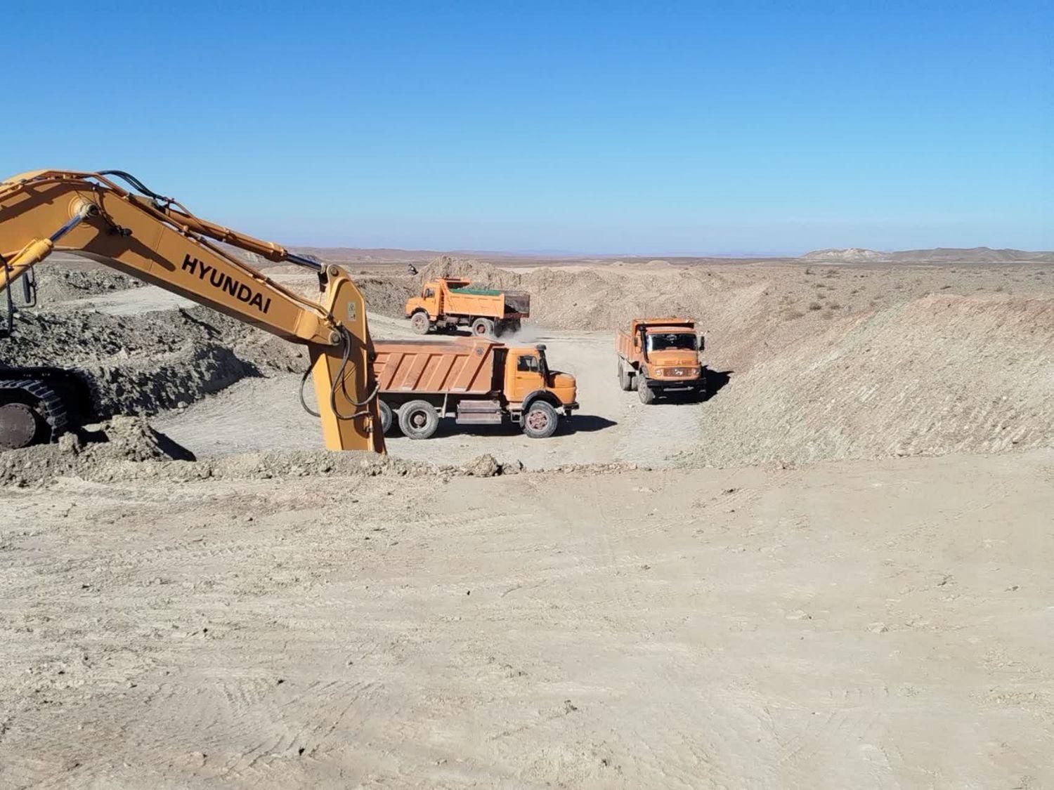 گریدر غلطک آبپاش بیل مکانیکی کمرشکن|خدمات حمل و نقل|بیرجند, |دیوار