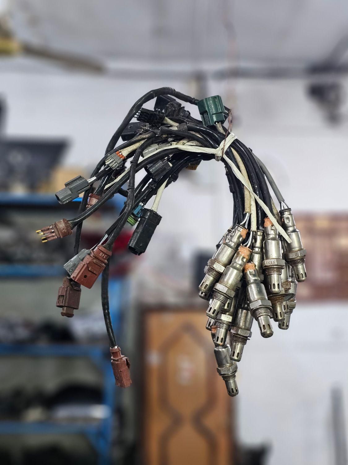 فروشگاه قطعات استوک خودرو|قطعات یدکی و لوازم جانبی|نیشابور, طالقانی|دیوار