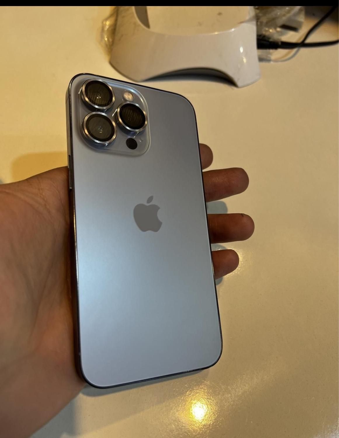 اپل iPhone 13 Pro با حافظهٔ ۲۵۶ گیگابایت|موبایل|مشهد, آب و برق|دیوار