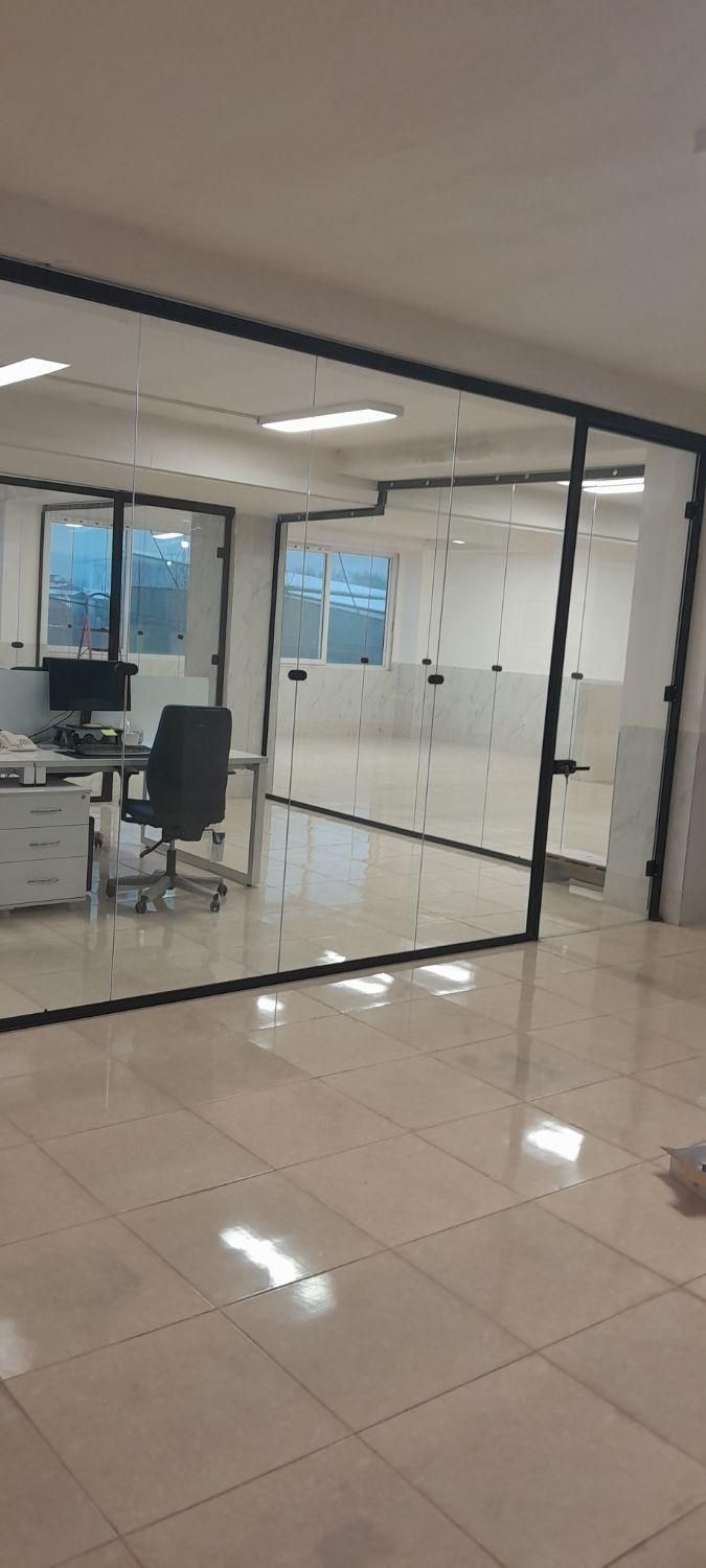 نصب شیشه سکوریت و کرکره برقی|خدمات پیشه و مهارت|رشت, دروازه لاکان|دیوار