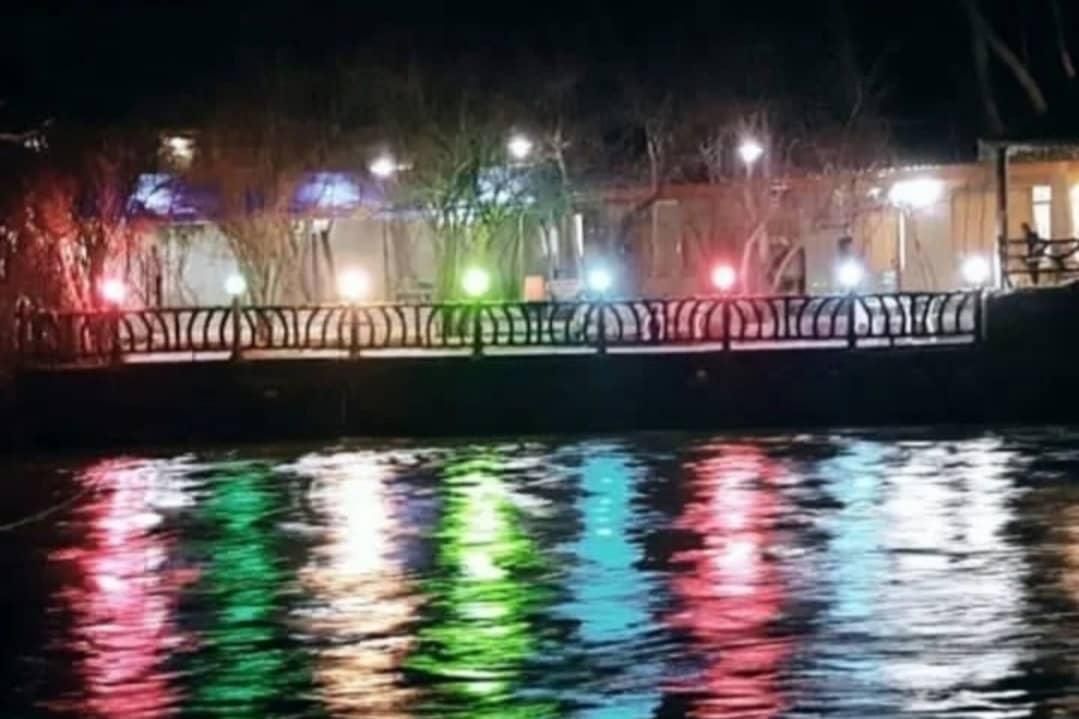 اجاره ویلا 400متری باغ بهادران/باغبهادران|اجارهٔ کوتاه‌مدت ویلا و باغ|اصفهان, خانه اصفهان|دیوار