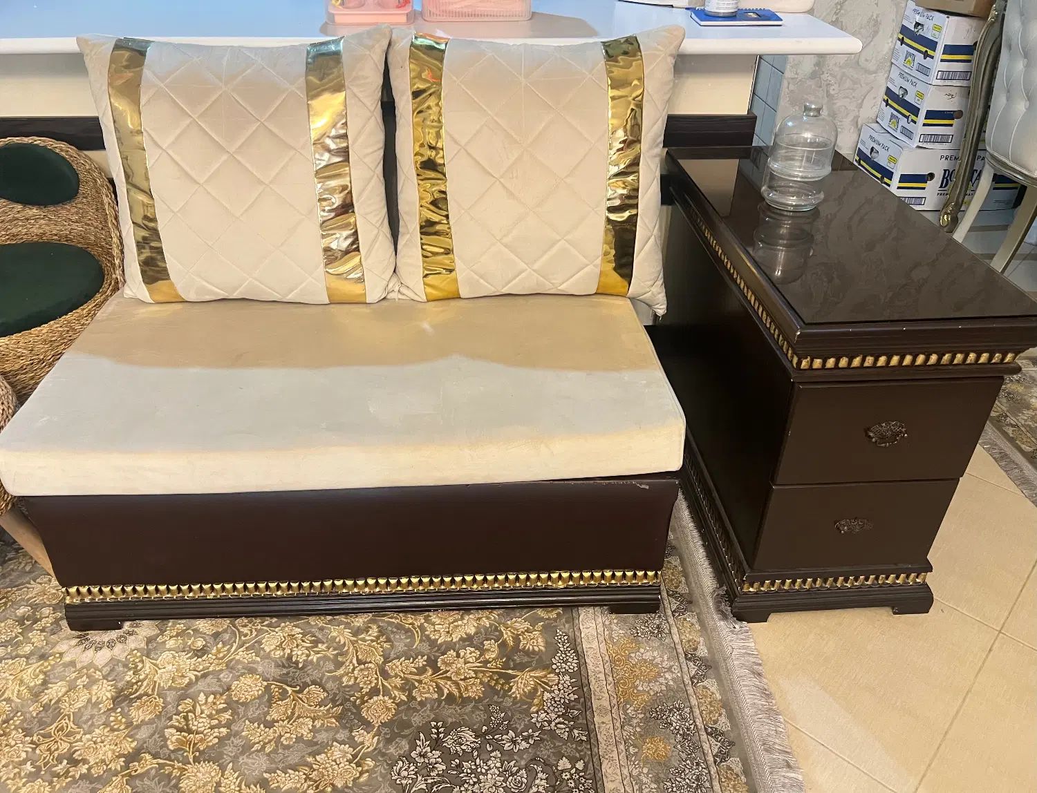 مبل دونفره  با کنسول و دسته وبوفه|مبلمان خانگی و میز عسلی|رشت, سعدی (تختی)|دیوار
