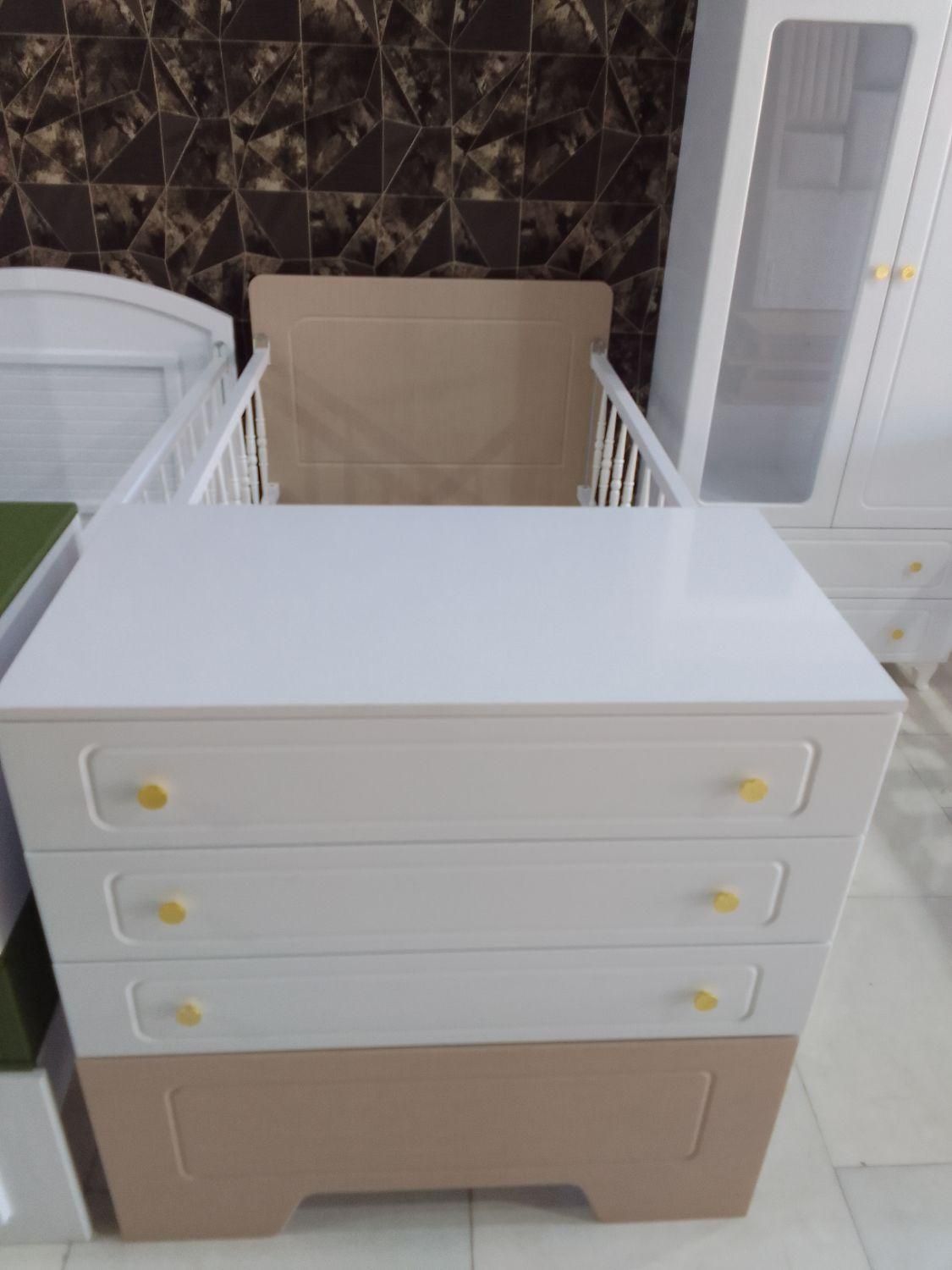 کمد بچه تخت دو منظوره ساده ( کد 17)|تخت و سرویس خواب|مشکین‌دشت, |دیوار