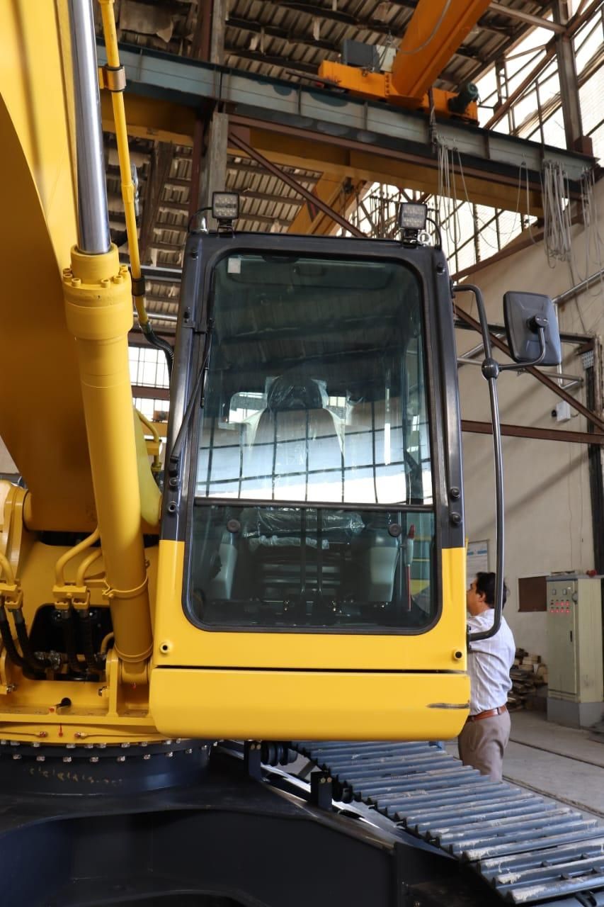 بیل مکانیکی ۳۶۰ سهند موتور|خودرو سنگین|مشهد, امام رضا (ع)|دیوار