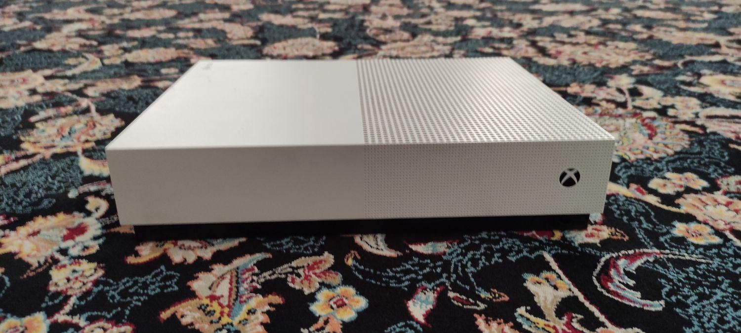 xbox one s|کنسول، بازی ویدئویی و آنلاین|کرمانشاه, |دیوار