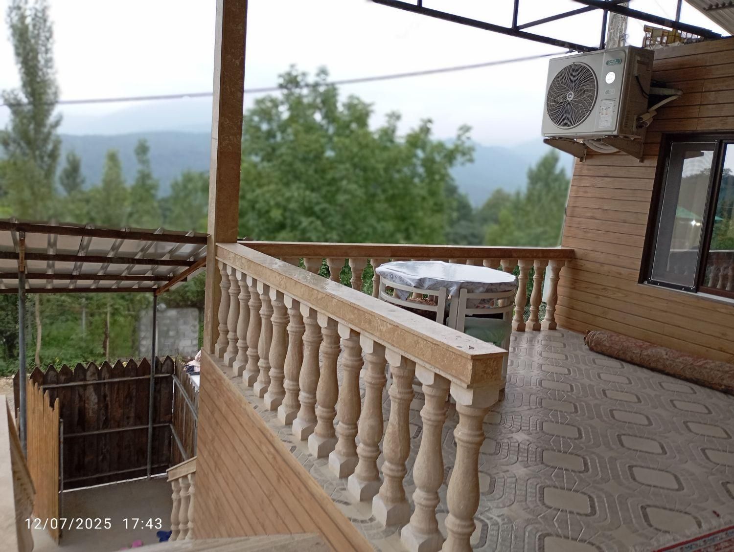 جور بند|اجارهٔ کوتاه‌مدت ویلا و باغ|گلوگاه بابل (گلیا), |دیوار