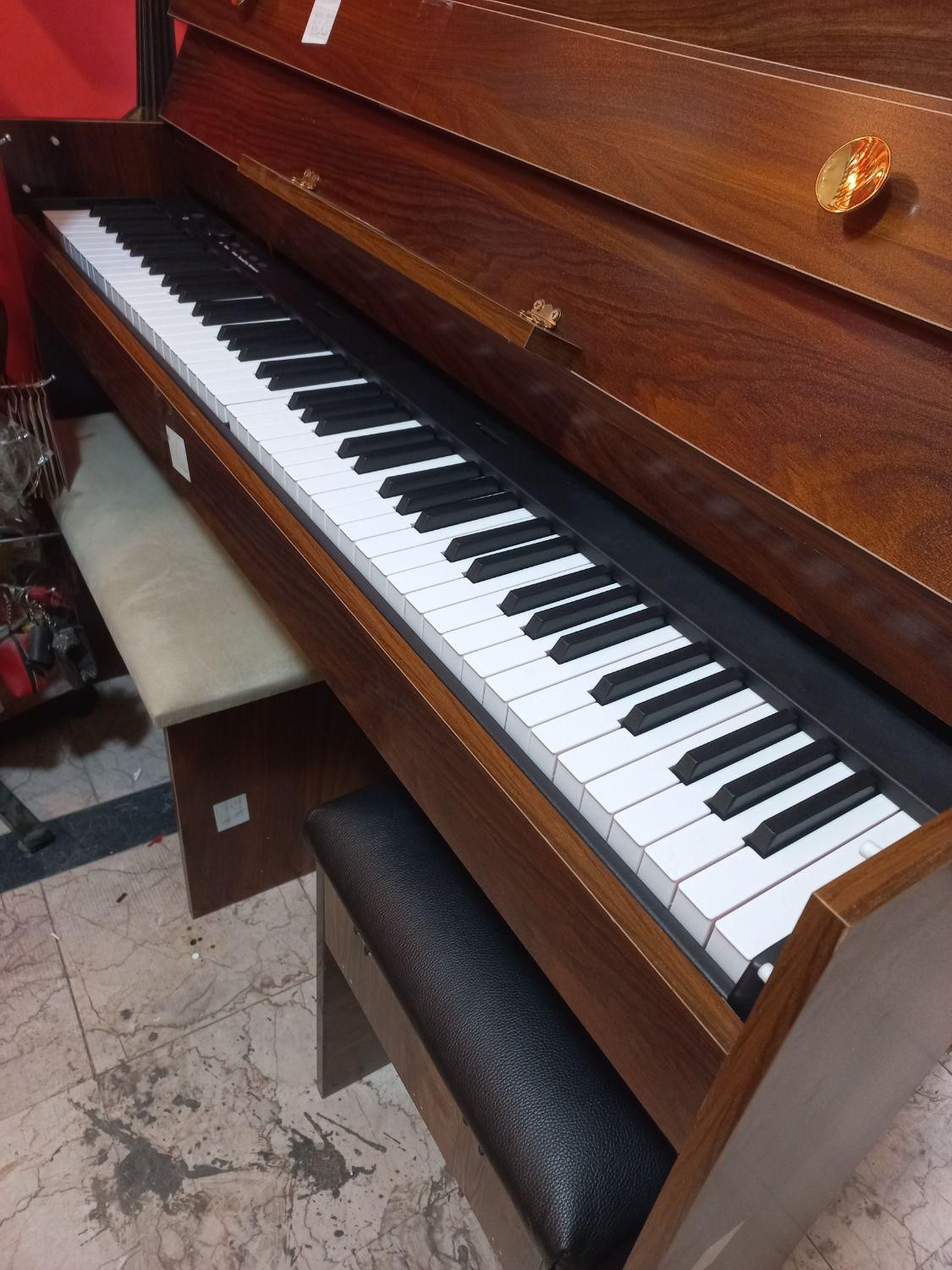 پیانو مبله bx20|پیانو، کیبورد، آکاردئون|تهران, درختی|دیوار