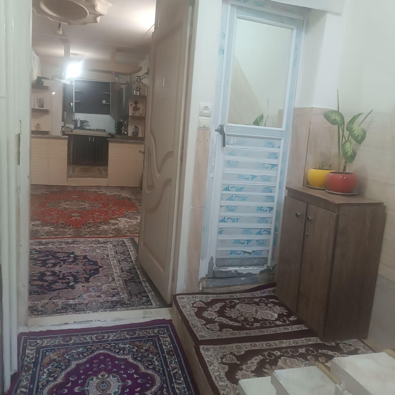 اجاره آپارتمان ۶۰ متری ۱ خوابه طبقه ۲ در نعمت‌آباد|اجارهٔ آپارتمان|تهران, نعمت‌آباد|دیوار
