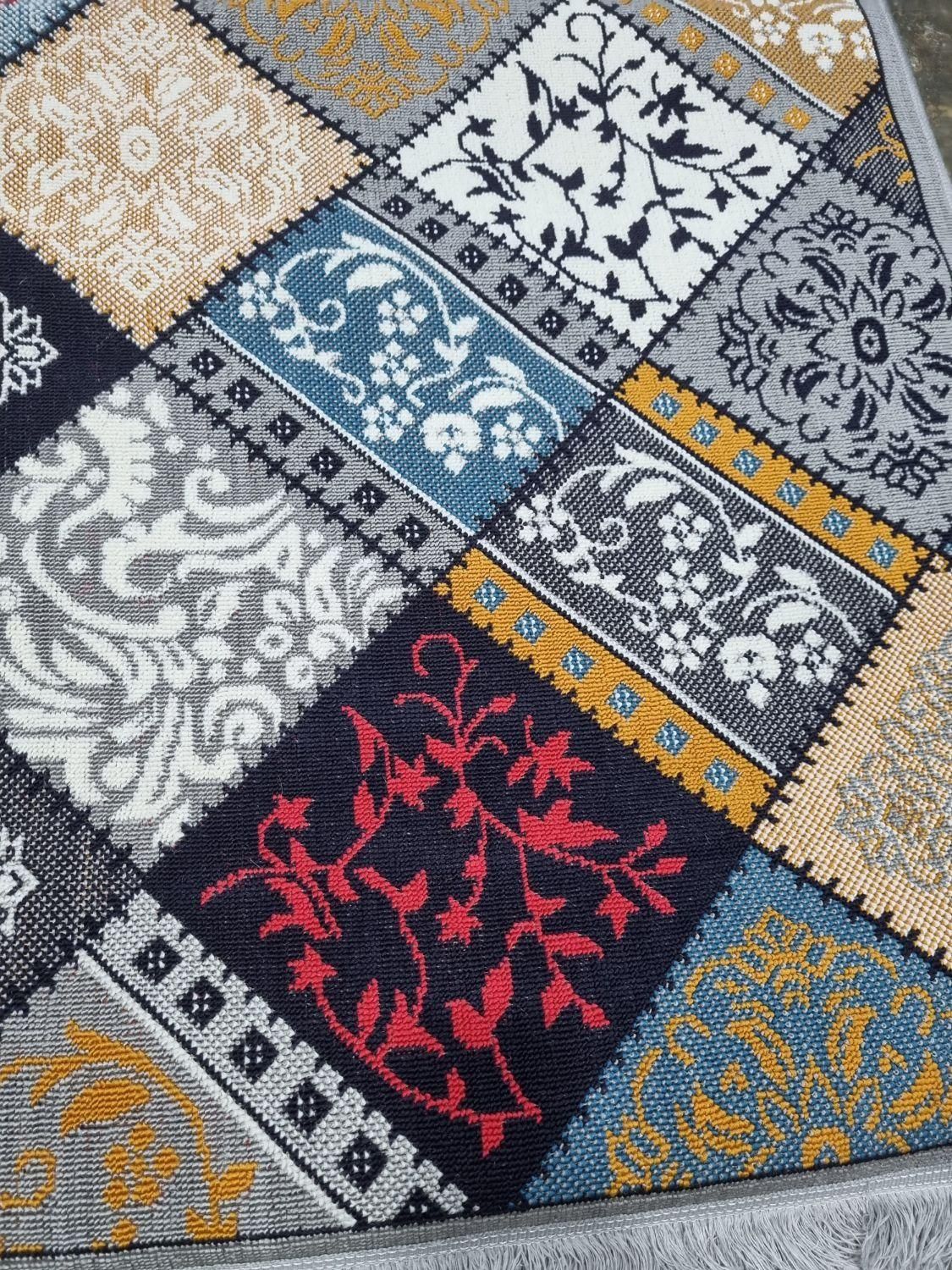 گلیم در اندازه های مختلف|گلیم، جاجیم، گبه|بندر انزلی, گلسرخ|دیوار