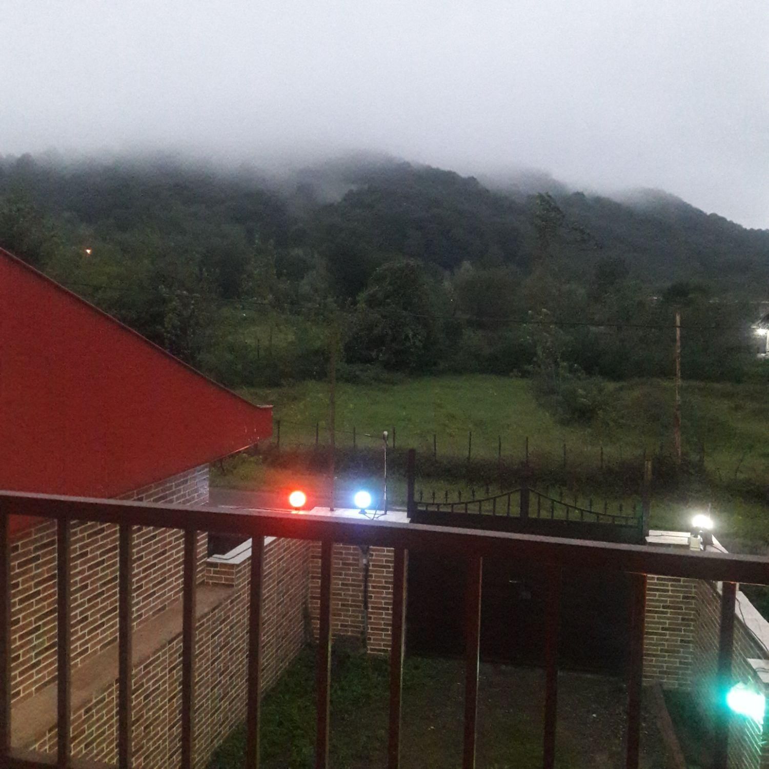 اجاره سالیانه ویلایی ۱۲۰ متری ۳ خوابه در حومه رشت|اجارهٔ خانه و ویلا|رشت, حومه رشت|دیوار