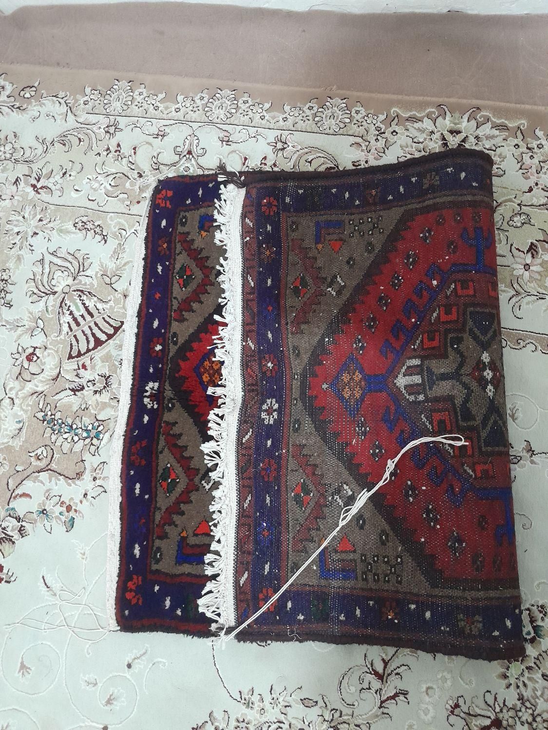 یک عدد فرش دستباف|فرش|قزوین, |دیوار