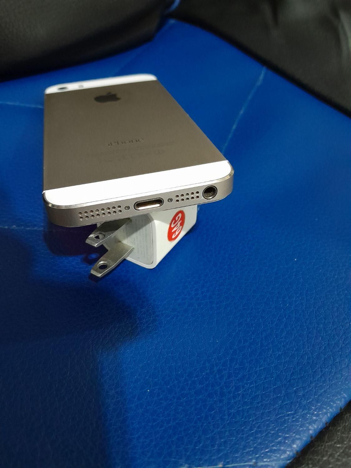 اپل iPhone 5s با حافظهٔ ۶۴ گیگابایت|موبایل|تهران, استاد معین|دیوار