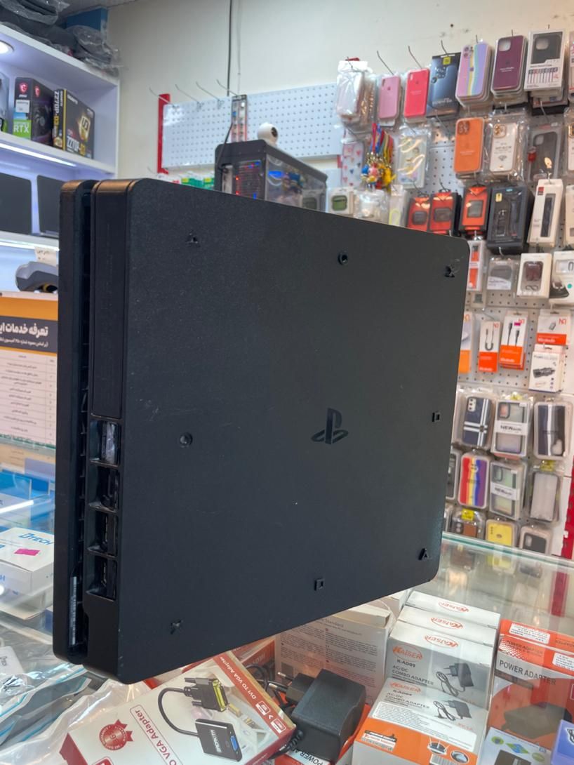 PS4 اکانتی یک ترا فول بازی ۲۰۲۵  دو دسته اصلی|کنسول، بازی ویدئویی و آنلاین|بجنورد, |دیوار