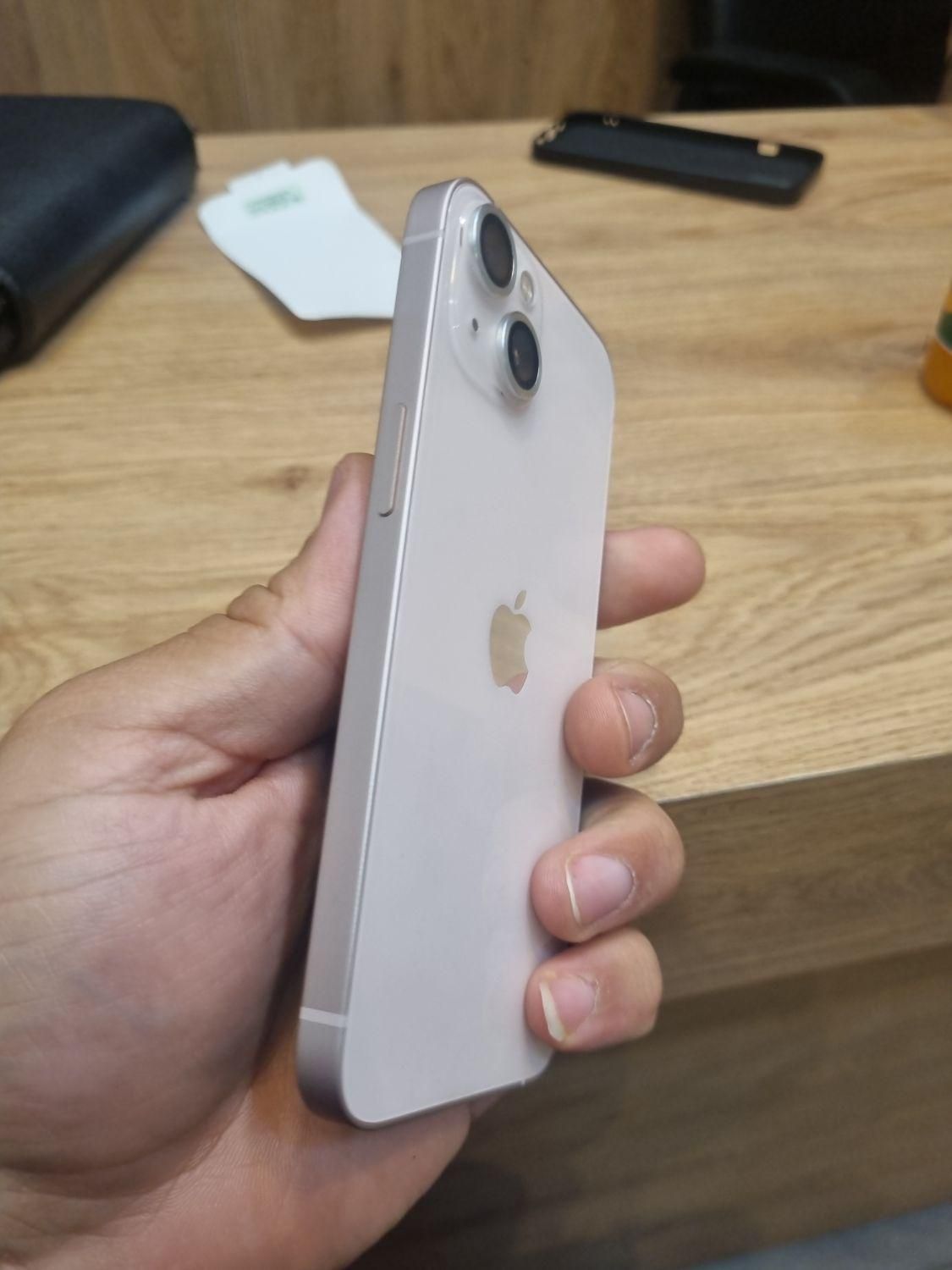 اپل iPhone 13 با حافظهٔ ۱۲۸ گیگابایت|موبایل|شیراز, عفیف‌آباد|دیوار